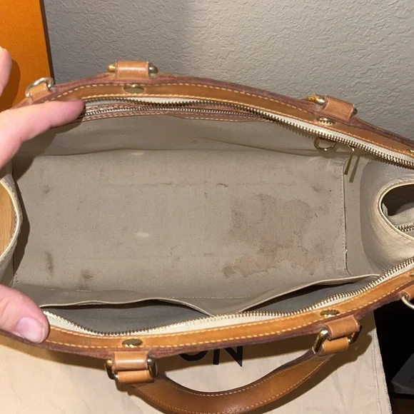 Authentic Louis Vuitton Vernis brea GM cream marshmallow tote everyday bag - Picture 12 of 15
